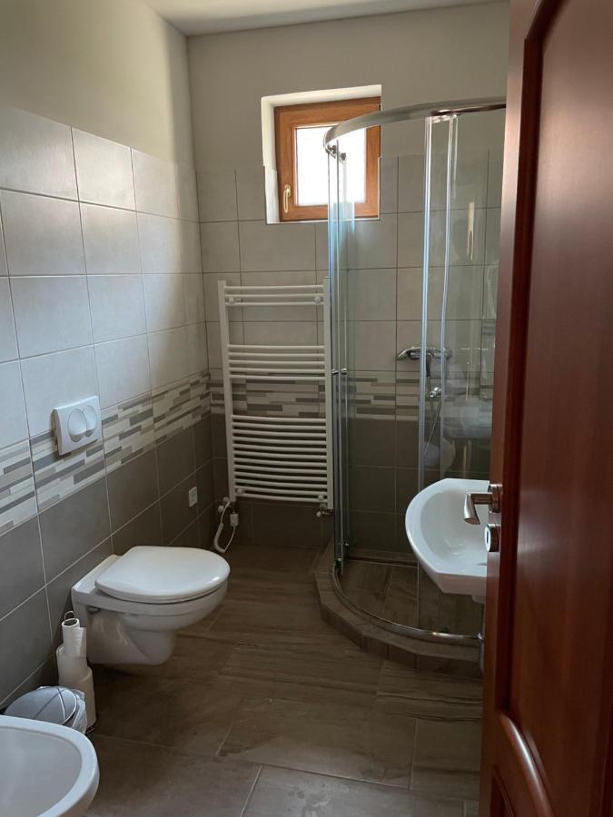 Mayer Pince Panzió Villány Esterno foto
